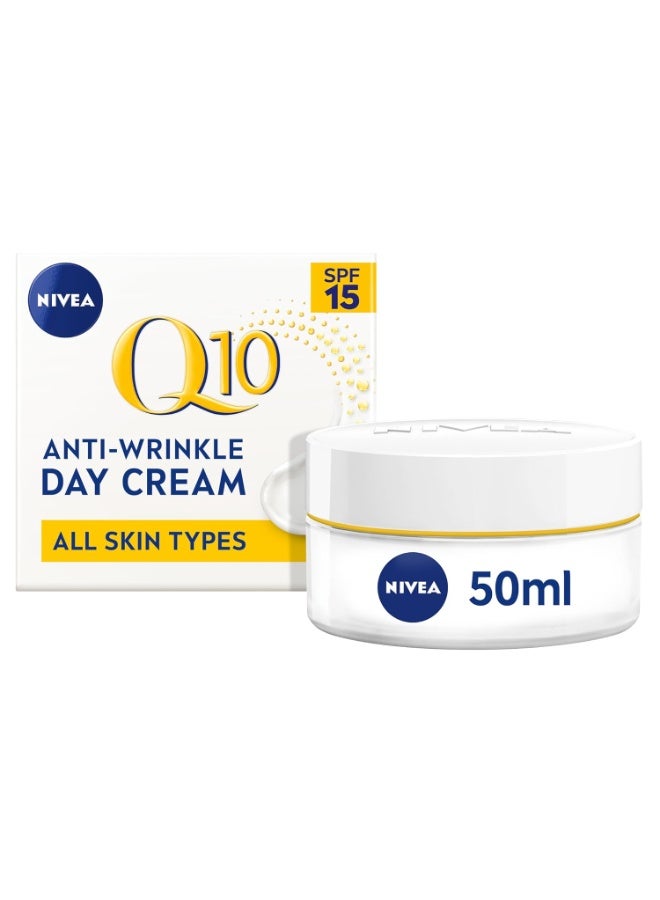 نيفيا كريم نيفيا Q10 المضاد للتجاعيد لشد البشرة بعامل حماية SPF 15 (50 مل)، كريم وجه مضاد للتجاعيد يحتوي على إنزيم Q10 والكرياتين المطابقين لتركيبة البشرة، كريم للوجه لمعالجة التجاعيد بثلاثة أضعاف الفعالية. - Image 1